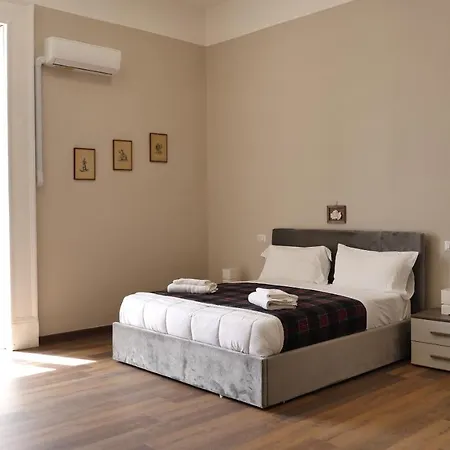 Chocolate's 4* Nápoly